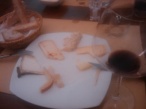 Käse - passend zum grandiosen Wein